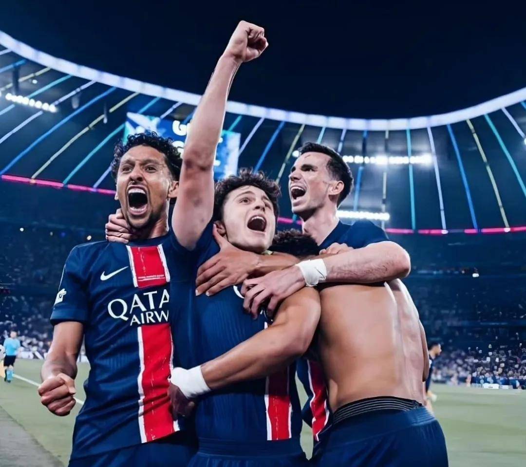 包含国际比赛日巴黎圣日耳曼备战国王杯；内部沟通细节曝光；底气十足；更衣室氛围转暖的词条