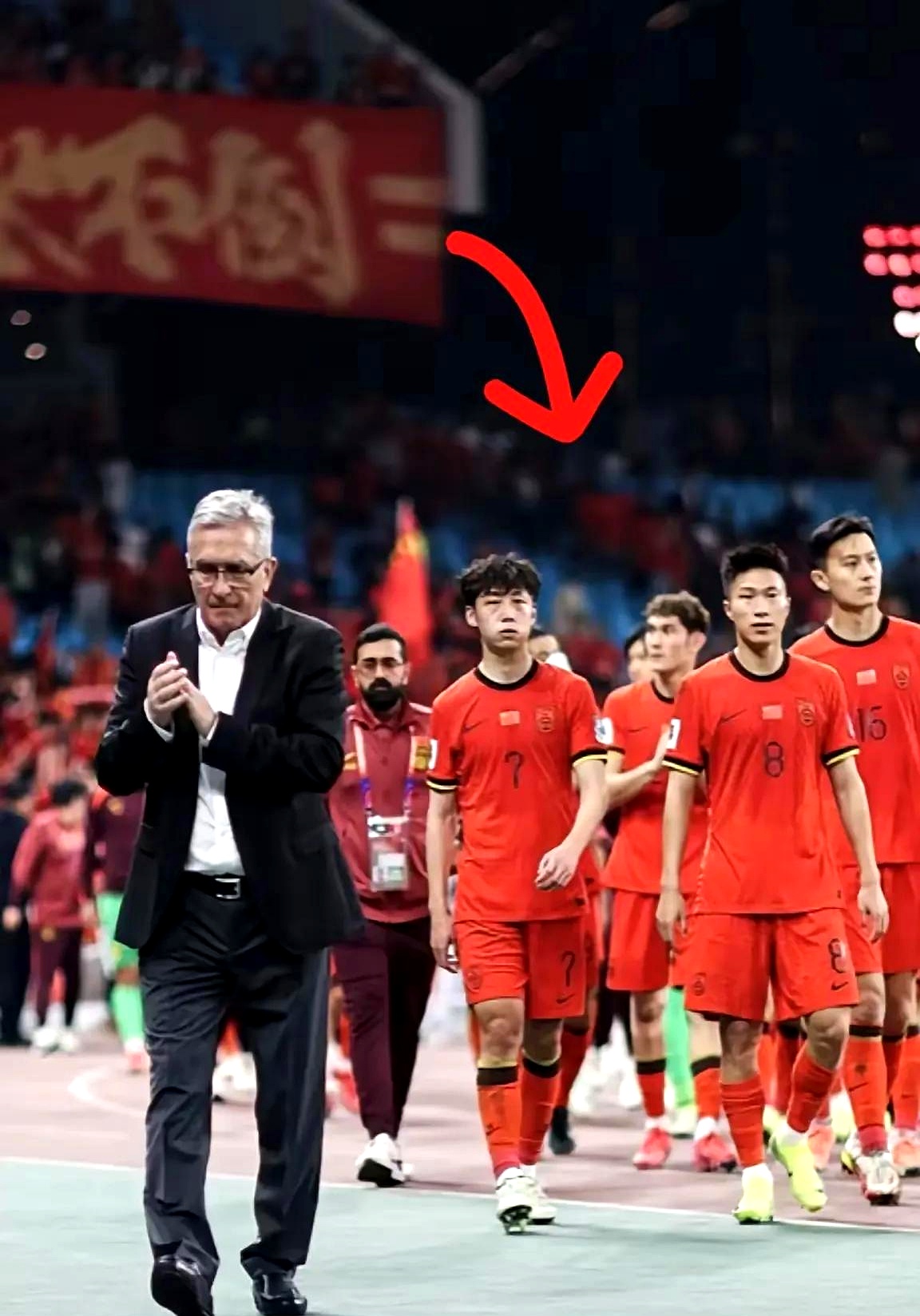 包含转折点北京国安豪取连胜，意大利杯加时末段攻防权衡，球迷炸锅，团队化学反应显著的词条