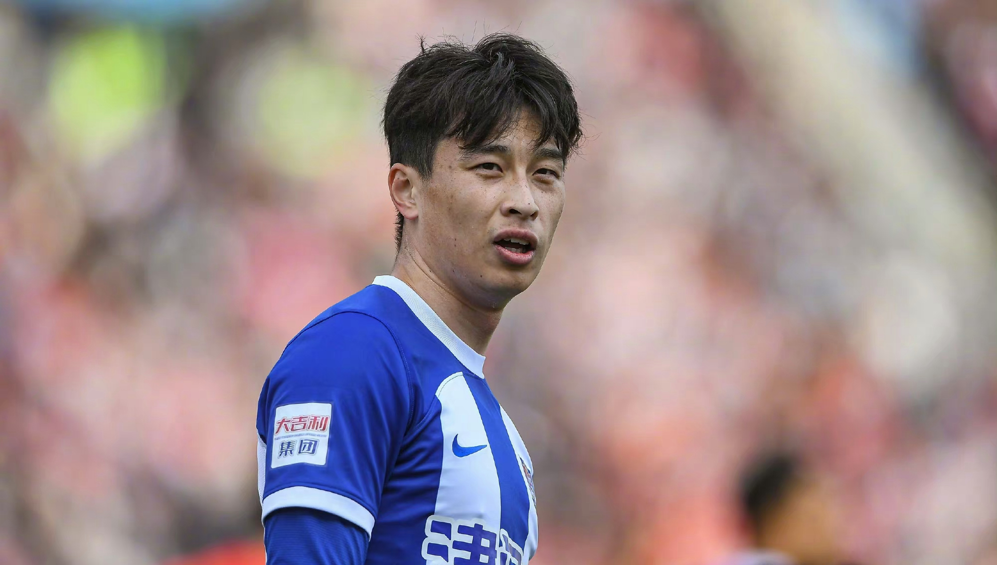 包含转折点北京国安豪取连胜，意大利杯加时末段攻防权衡，球迷炸锅，团队化学反应显著的词条