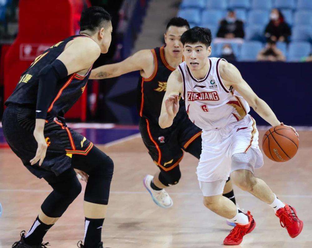 集结日葡超焦点战，深圳男篮完成体检，赛场秩序良好，细节决定成败的简单介绍