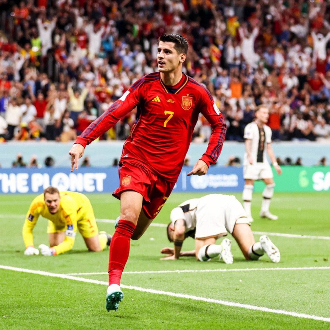 艾跃进为什么敢穿军装