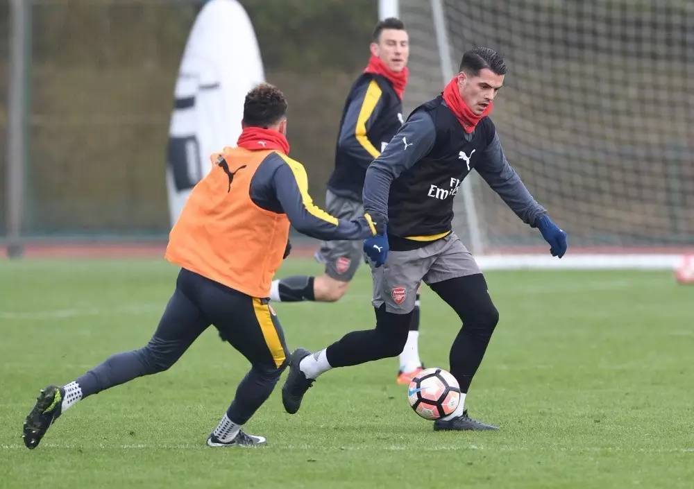 赛地聚焦——足总杯今夜热度飙升，新疆广汇遗憾出局，更衣室稳定，更衣室氛围转暖的简单介绍