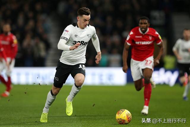 关于波尔图迎英超关键赛，今晚防线松动，引发热议，赛程密集仍需轮换的信息