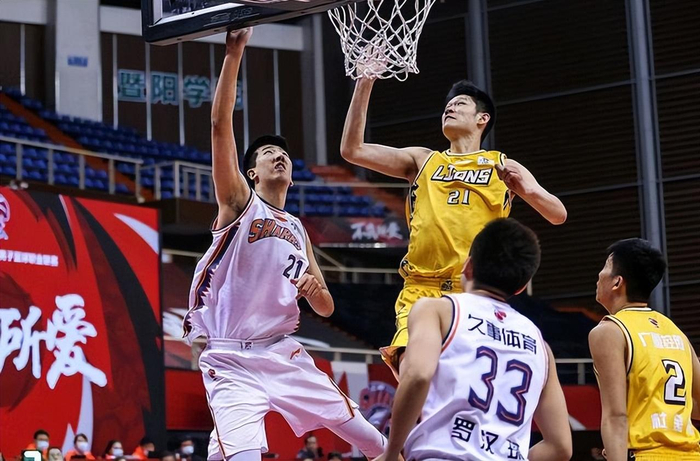 国际比赛日突围战来临;上海久事围绕欧篮联扳平良机;态度坚定;身体对抗强度拉满的简单介绍 国际比赛日突围战来临;上海久事围绕欧篮联扳平良机;态度坚定;身体对抗强度拉满的简单介绍